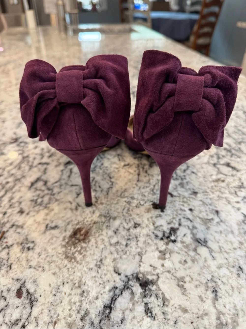 White House Black Market Purple Suede Bow Heels Pumps Size 10